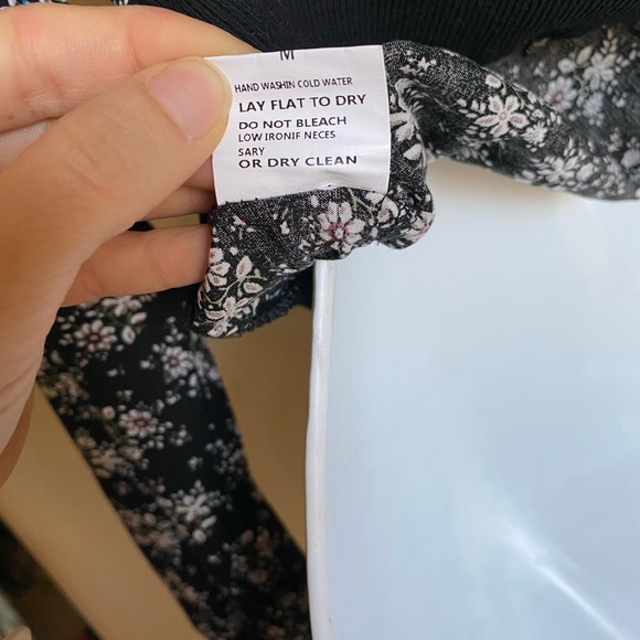 🛍Flower print Bomber Jacket🛍 - Picture 5 of 6